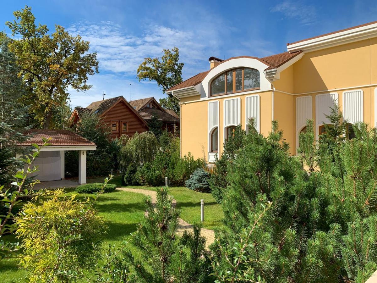 Henri Benoît maison d'hôtes гостьовий будинок Horenka Экстерьер фото